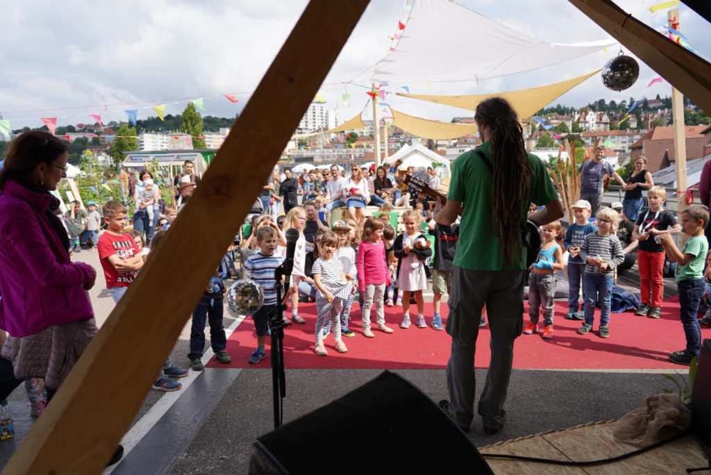 Toni Komisch – Kinderkonzert – Live Platte – Bunter Beton Festival